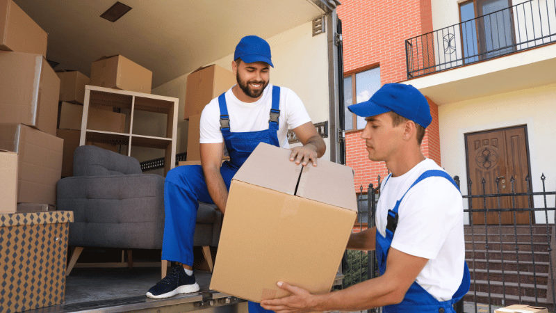 افضل شركة نقل عفش بالاحساء النقل الملكي لنقل الاثاث 0545094537 17 سيارات نقل عفش بالاحساء و دينا نقل عفش